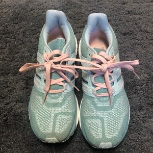 Turquoise Energy Boost Adidas